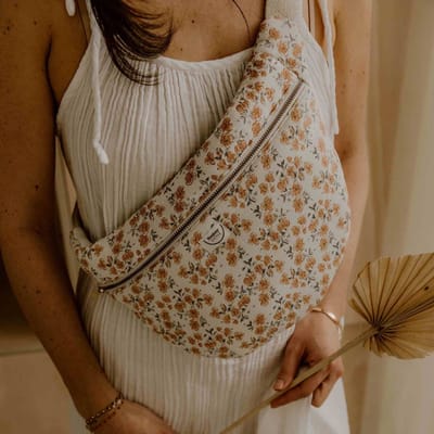 Banana Bag Mom - Californian Poppy